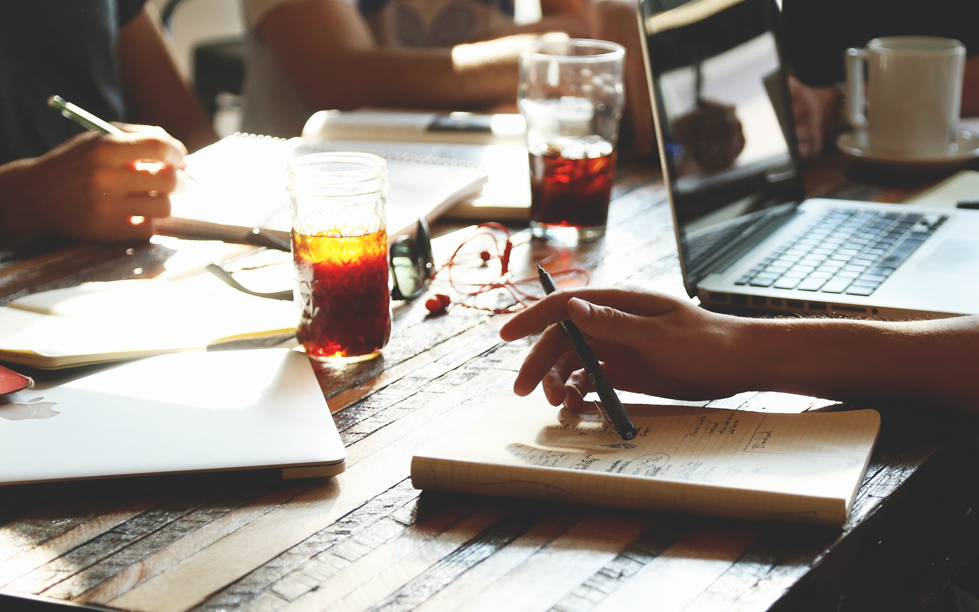 full-screen-slider-bg1